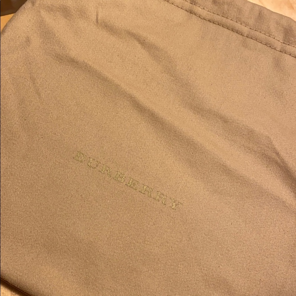 Burberry dust bag